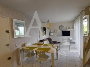 T2 avec espace nuit en mezzanine et 2 terrasses
